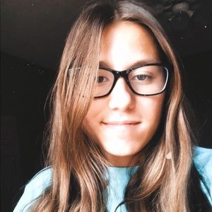 Meet your Posher, Molly